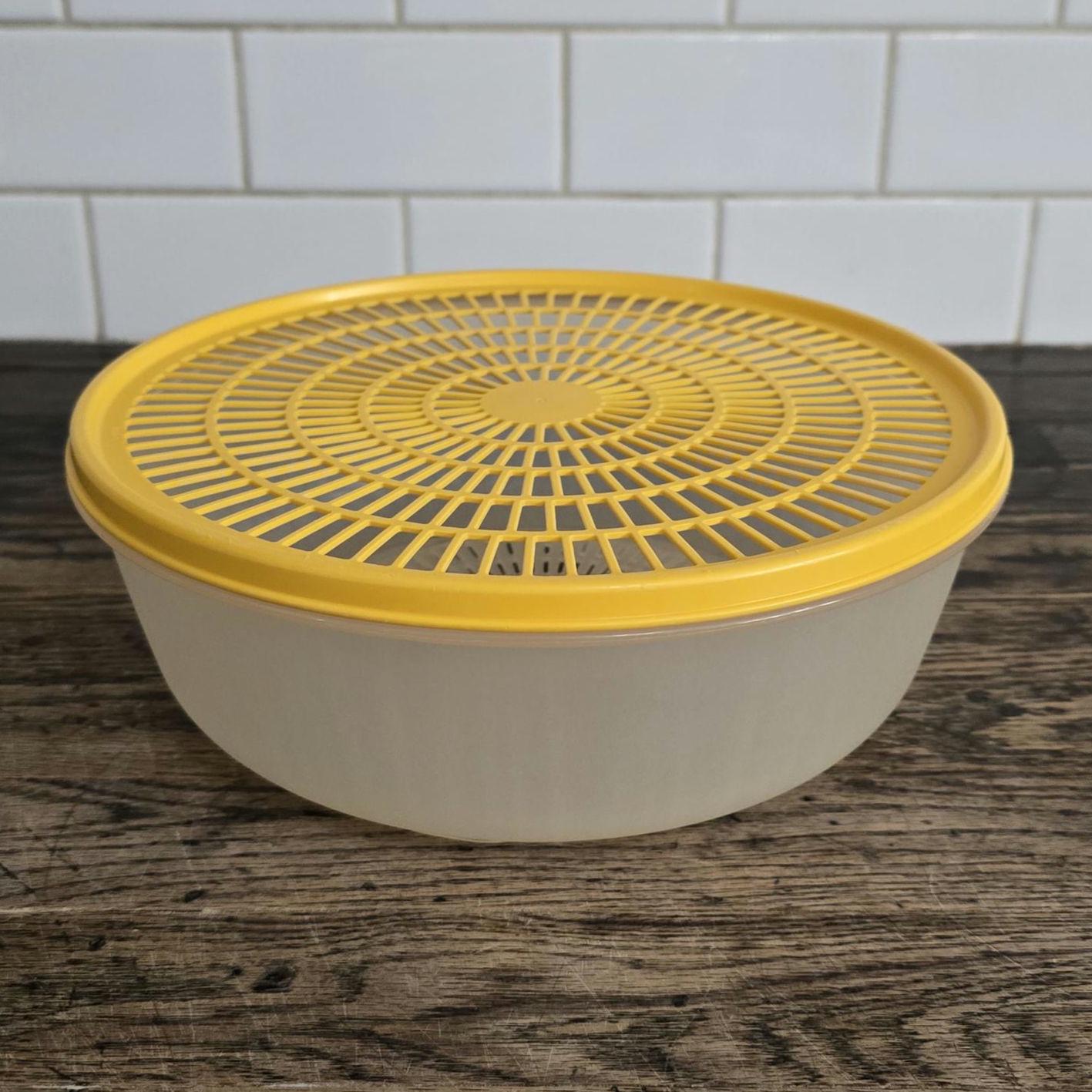 Vintage Tupperware Colander/Strainer Bowl With Yellow Flow Thru Seal