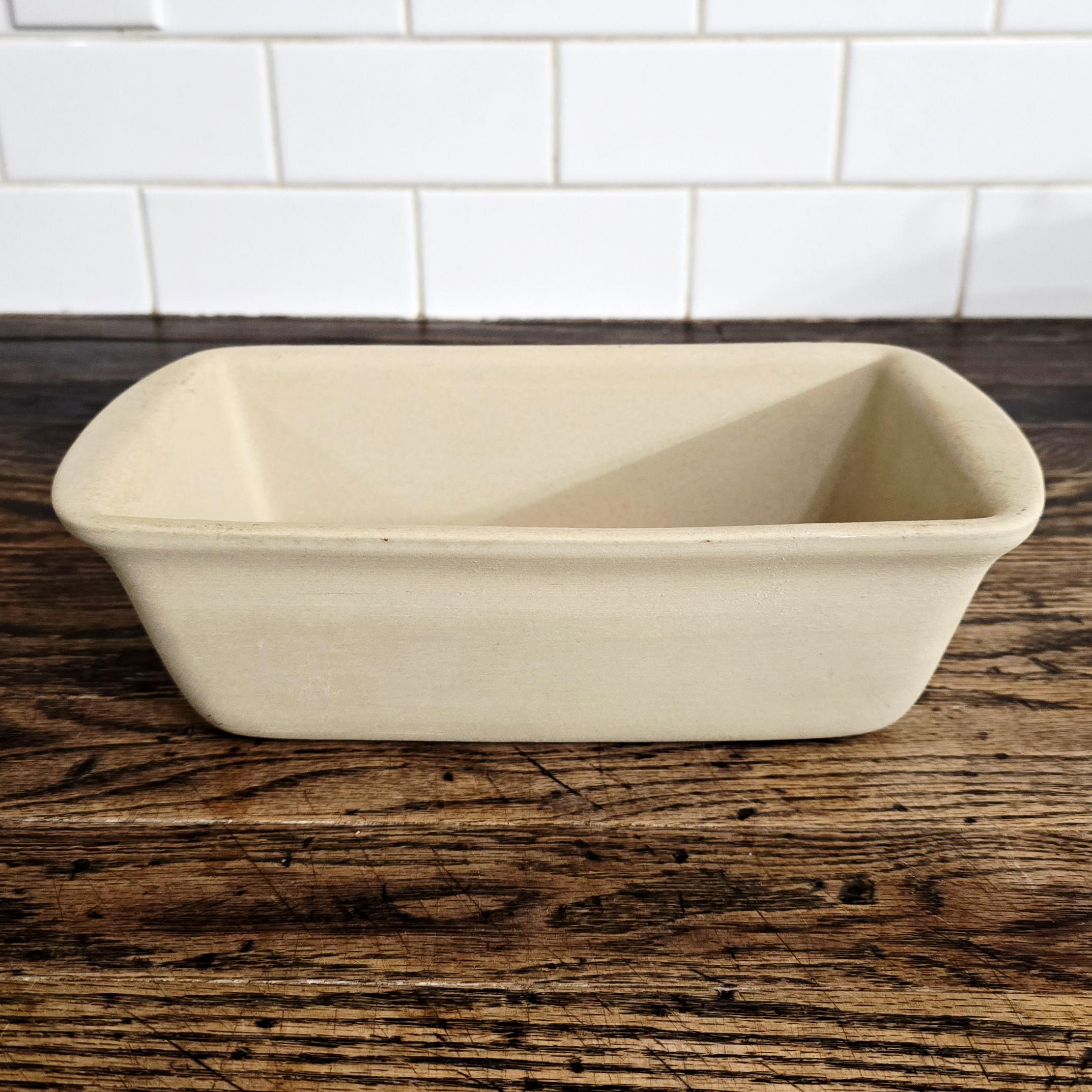 Pampered Chef Stoneware Loaf Pan, Family Heritage Collection