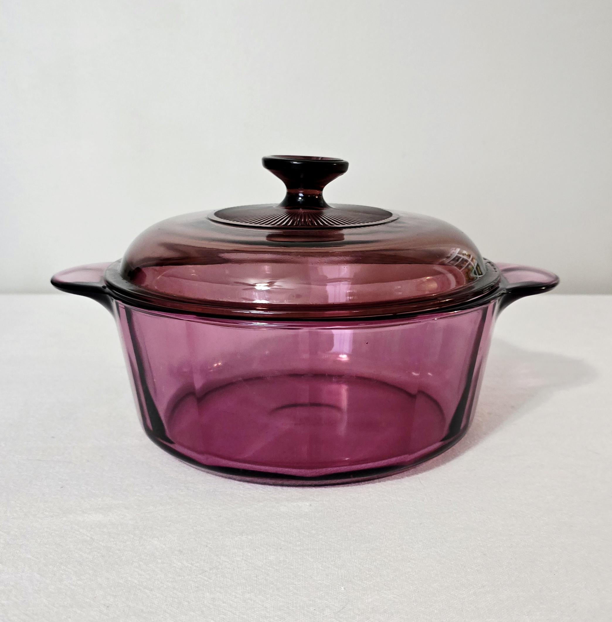 Corning Visions Cranberry 2.5Qt Casserole Dish 1156 With Pyrex Lid V-2.5-C, Purple Glass Versa Pot Cookware