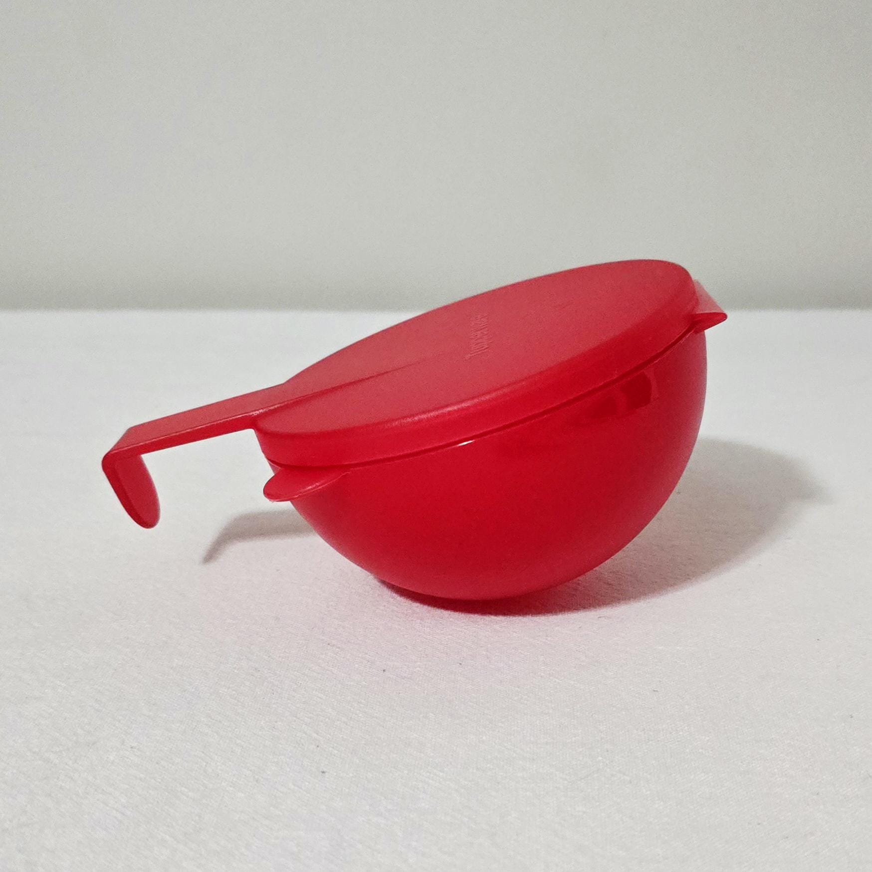 Vintage Tupperware Forget Me Not Onion Tomato Keeper, Red Hanging Refrigerator Storage Food Saver Container